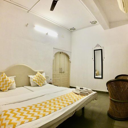 Maa Ji House On Lake Pichola Udaipur Exterior photo